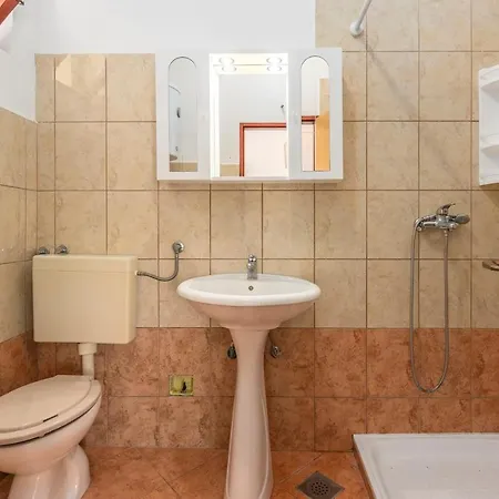 Πανσιόν Stanko 1011 Fažana